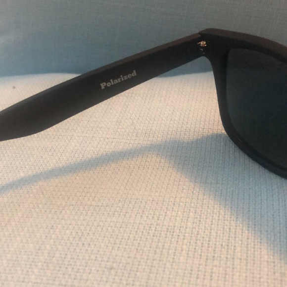 ZeroUV Wayfarer Sunglasses - Picture 3 of 3